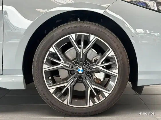 BMW SERIE 1 F70 - voiture d'occasion - Photo 8