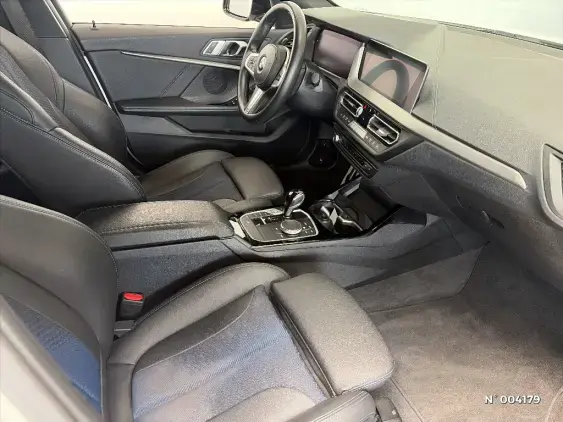 BMW SERIE 1 F40 - voiture d'occasion - Photo 10