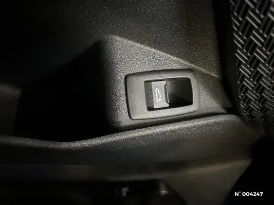 BMW X1 U11 - voiture d'occasion - Photo 28