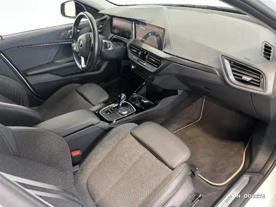 BMW SERIE 1 F40 - voiture d'occasion - Photo 10