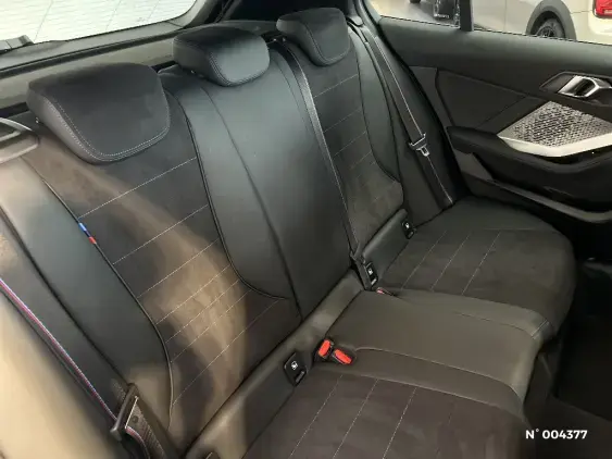 BMW SERIE 1 F70 - voiture d'occasion - Photo 11