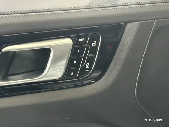 PORSCHE CAYENNE III - voiture d'occasion - Photo 28