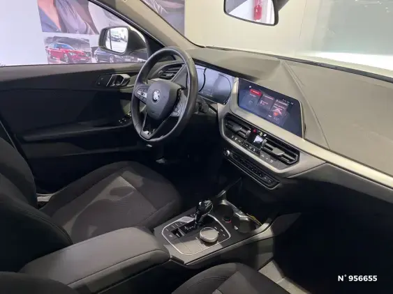 BMW SERIE 1 F40 - voiture d'occasion - Photo 9