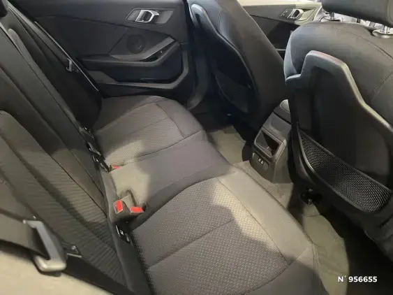 BMW SERIE 1 F40 - voiture d'occasion - Photo 10