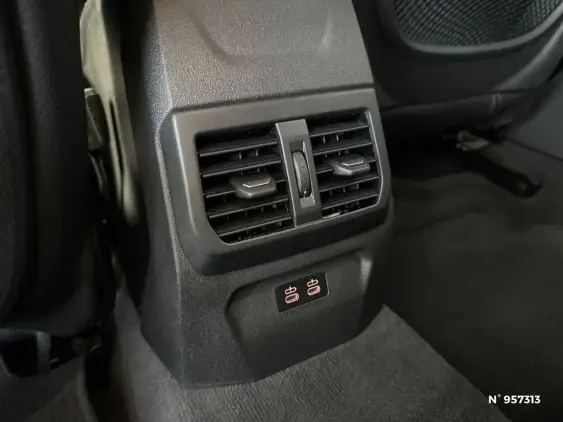 BMW SERIE 1 F40 - voiture d'occasion - Photo 9