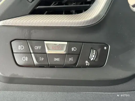 BMW SERIE 1 F40 - voiture d'occasion - Photo 15