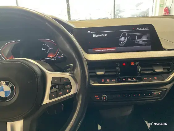 BMW SERIE 1 F40 - voiture d'occasion - Photo 11