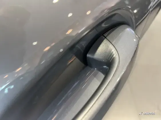 BMW SERIE 1 F40 - voiture d'occasion - Photo 14