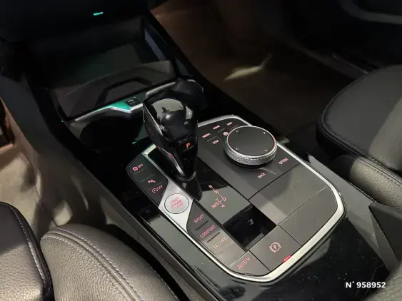 BMW SERIE 1 F40 - voiture d'occasion - Photo 15