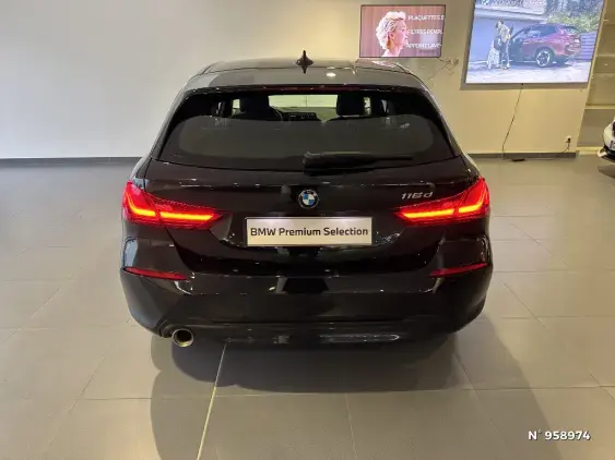 BMW SERIE 1 F40 - voiture d'occasion - Photo 4