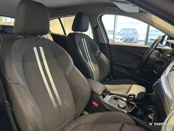 BMW SERIE 1 F40 - voiture d'occasion - Photo 7