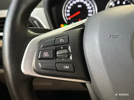 BMW X1 F48 LCI - voiture d'occasion - Photo 11