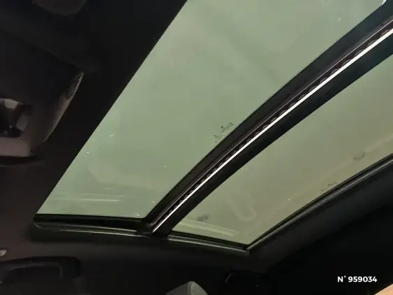 BMW SERIE 1 F40 - voiture d'occasion - Photo 6