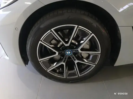 BMW i4 G26 - voiture d'occasion - Photo 18