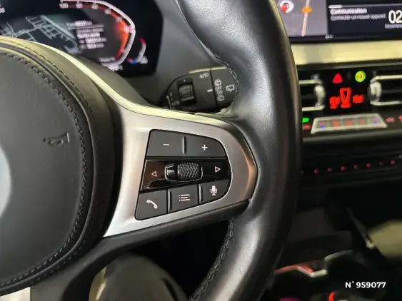 BMW SERIE 1 F40 - voiture d'occasion - Photo 7