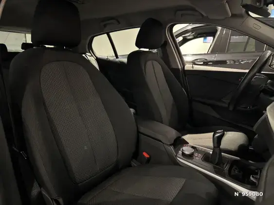 BMW SERIE 1 F40 - voiture d'occasion - Photo 8