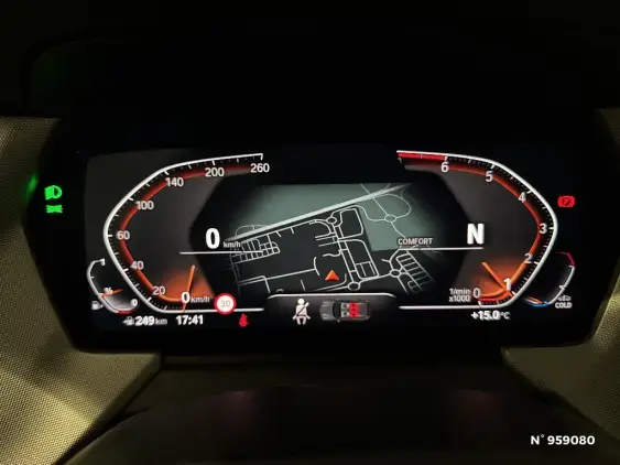 BMW SERIE 1 F40 - voiture d'occasion - Photo 20