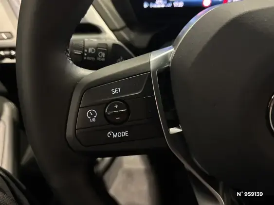 BMW SERIE 1 F70 - voiture d'occasion - Photo 8