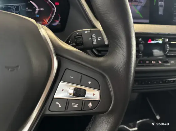 BMW SERIE 1 F40 - voiture d'occasion - Photo 21