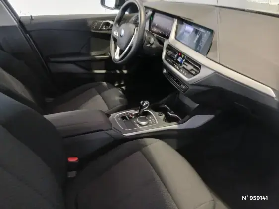 BMW SERIE 1 F40 - voiture d'occasion - Photo 10