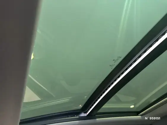 BMW SERIE 1 F40 - voiture d'occasion - Photo 10