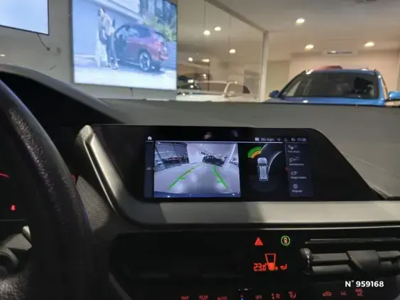 BMW SERIE 1 F40 - voiture d'occasion - Photo 13