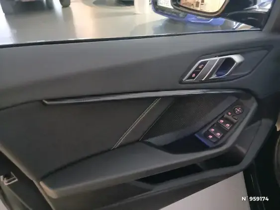 BMW SERIE 1 F40 - voiture d'occasion - Photo 16