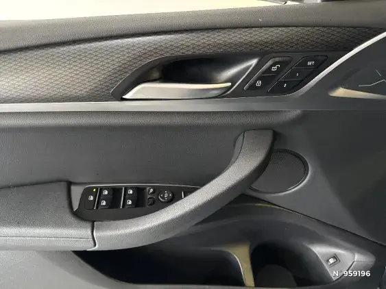 BMW X3 III - voiture d'occasion - Photo 6