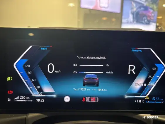 BMW SERIE 3 G20 LCI 2 - voiture d'occasion - Photo 11