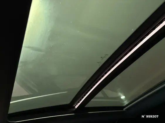 BMW SERIE 1 F40 - voiture d'occasion - Photo 11