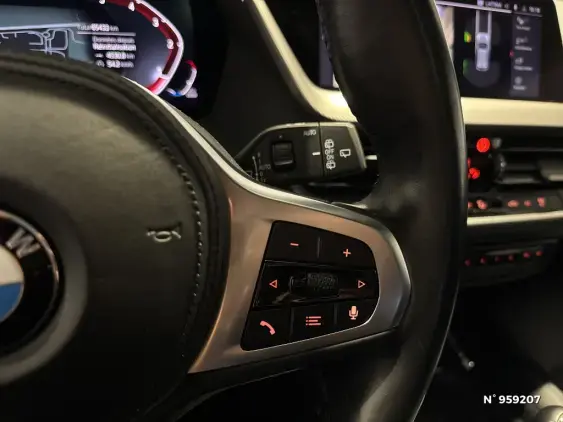 BMW SERIE 1 F40 - voiture d'occasion - Photo 23