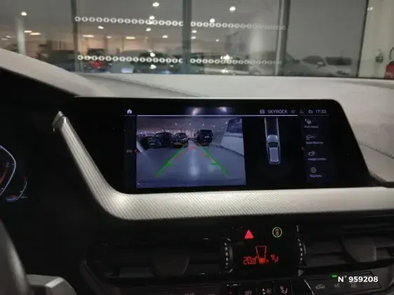 BMW SERIE 1 F40 - voiture d'occasion - Photo 13