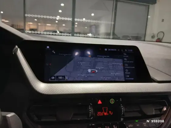 BMW SERIE 1 F40 - voiture d'occasion - Photo 14