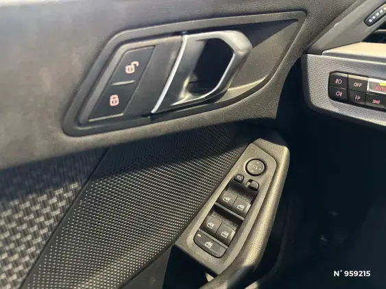 BMW SERIE 1 F40 - voiture d'occasion - Photo 10