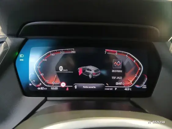 BMW SERIE 1 F40 - voiture d'occasion - Photo 12