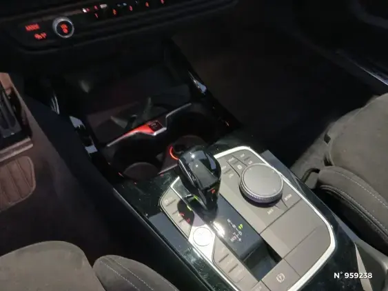 BMW SERIE 1 F40 - voiture d'occasion - Photo 15