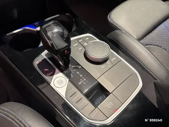 BMW SERIE 1 F40 - voiture d'occasion - Photo 19