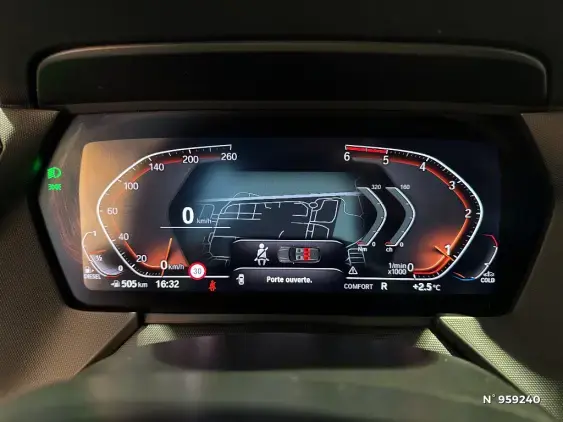 BMW SERIE 1 F40 - voiture d'occasion - Photo 22