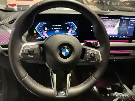 BMW SERIE 1 F70 - voiture d'occasion - Photo 17