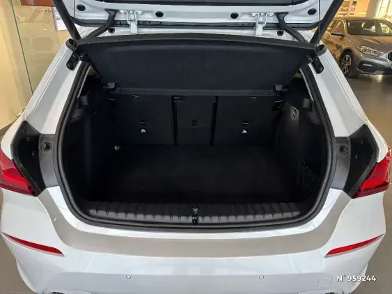 BMW SERIE 1 F40 - voiture d'occasion - Photo 6