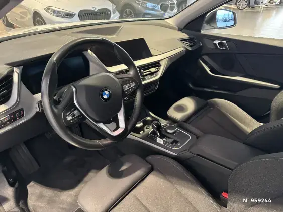 BMW SERIE 1 F40 - voiture d'occasion - Photo 20