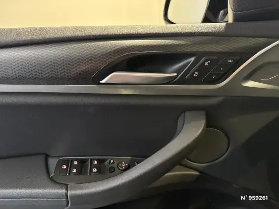 BMW X3 III - voiture d'occasion - Photo 11