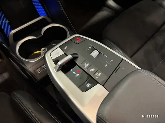 BMW X1 U11 - voiture d'occasion - Photo 9