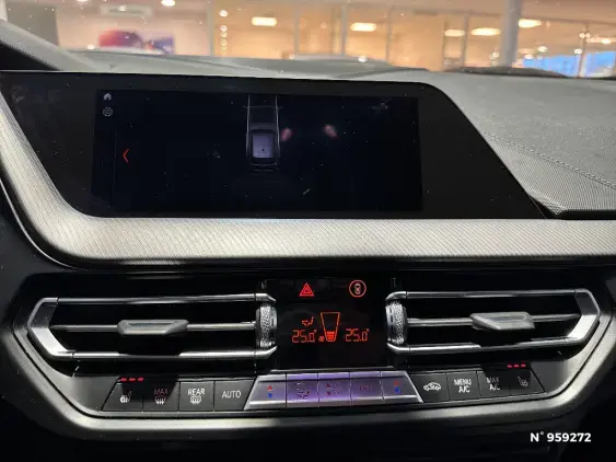 BMW SERIE 1 F40 - voiture d'occasion - Photo 19