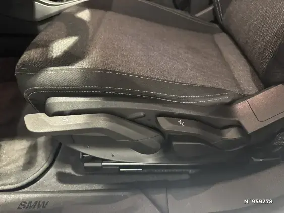 BMW SERIE 1 F70 - voiture d'occasion - Photo 9