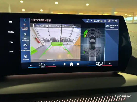 BMW SERIE 1 F70 - voiture d'occasion - Photo 16