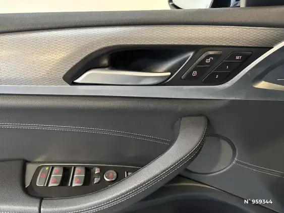 BMW X3 III - voiture d'occasion - Photo 9