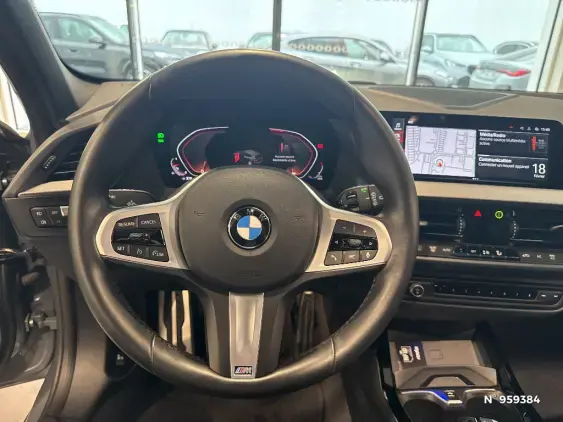 BMW SERIE 1 F40 - voiture d'occasion - Photo 25