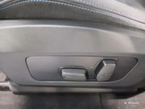 BMW X1 U11 - voiture d'occasion - Photo 25