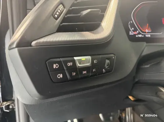 BMW SERIE 1 F40 - voiture d'occasion - Photo 15